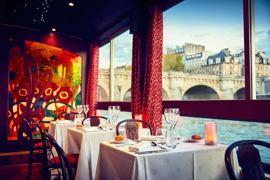 Paris: Seine River Cruise with 3-Course Dinner & Live Music - Maxim’s-style dinner on the water: why this feels special
