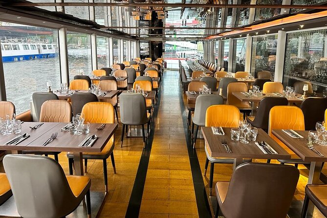 Paris Seine River dinner cruise from Alexandre III bridge - Eiffel Tower at Night: Why the 21h15 Departure Usually Wins