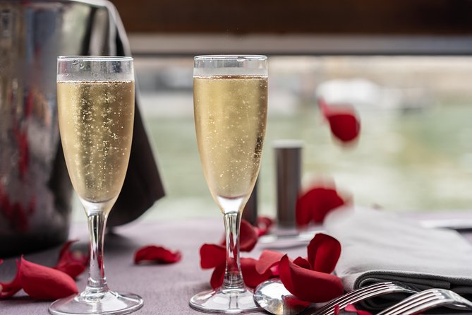 Paris Seine River Gourmet Lunch Cruise with Champagne Option - Your 3-course lunch: what you actually get on the table