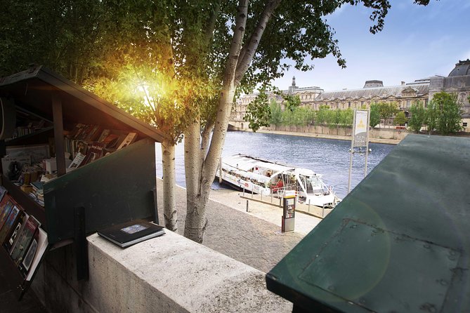 Paris Seine River Hop-On Hop-Off Sightseeing Cruise by Batobus - Getting to the docks: public transit is close, but stairs are real