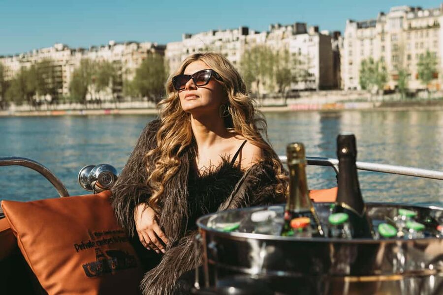Paris: Seine River Private Cruise - Key highlights you will feel right away