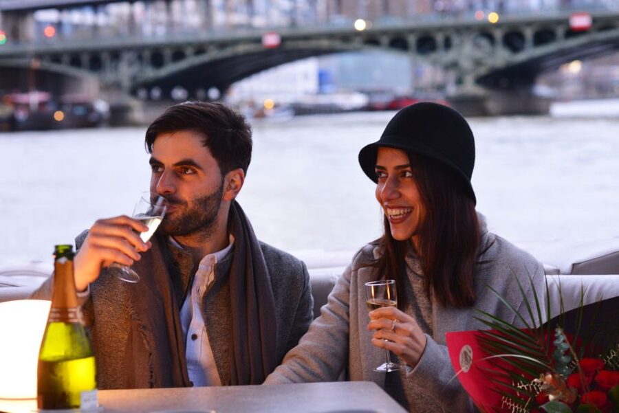 Paris: Seine River Private Guided Pontoon Boat Cruise - Should you book this Seine pontoon cruise?