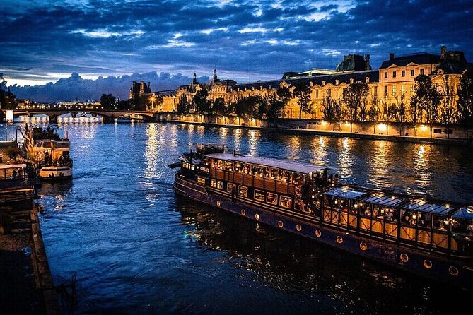 Paris Seine River Sightseeing Cruise Tour - Getting a Good Seat: Top Deck Wins for Views