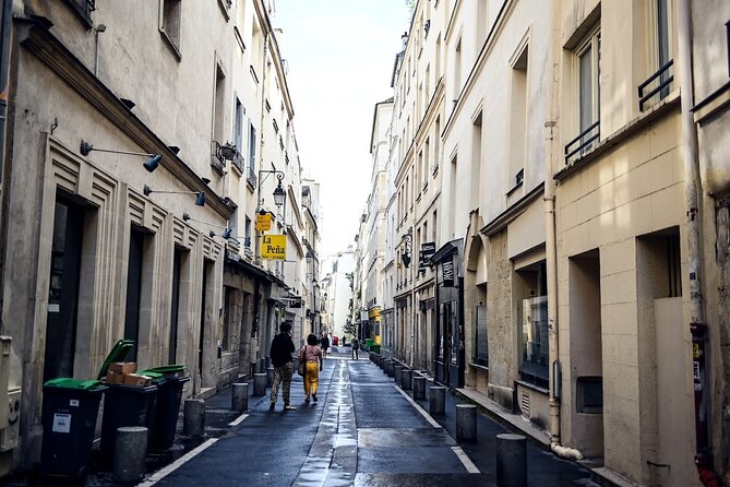 Paris St Germain Food Tour with Cheeses, Foie Gras, Wines & More - Champagne-like wine, and how to pace yourself