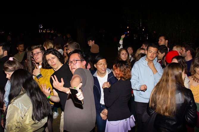Paris: The Original Pub Crawl + Free Shots + VIP Club Entry - Mini Tips to Make Your Night Go Better