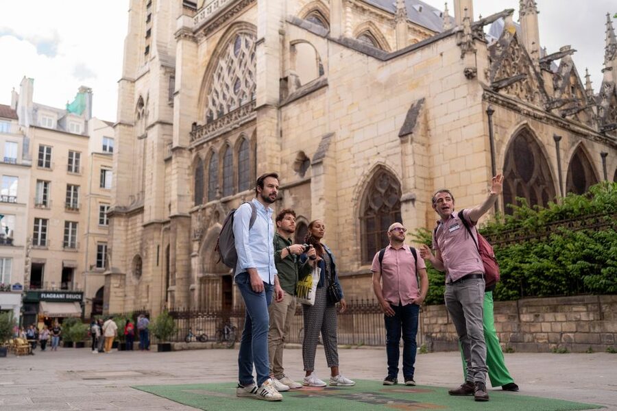 Paris Uncovered: Unique Guided Walking Tours with a Twist - The Twist Options: Street Art, Emily Locations, Can-Can, and Tuileries Dance History