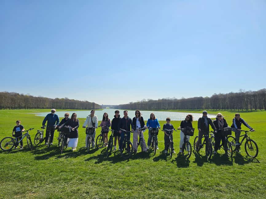 Paris: Versailles Golf Cart & Bike Tour with Palace Entry - Trading carts for bikes on the Grand Canal to Trianon