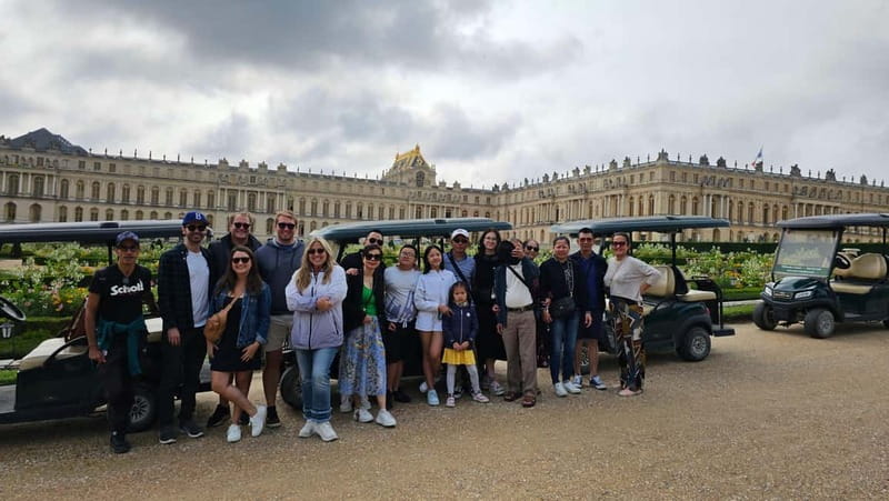 Paris: Versailles Golf Cart & Bike Tour with Palace Entry - Golf cart through Louis XIV’s gardens, timed to fountains