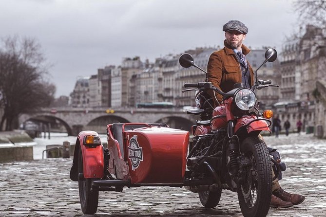 Paris Vintage Private City Tour on a Sidecar Motorcycle - The sidecar experience: who sits where and how it feels