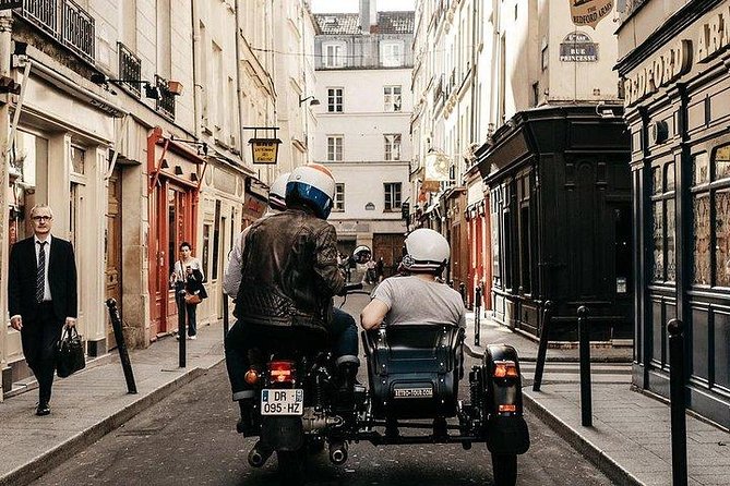 Paris Vintage Sidecar Tour – Emily in Paris highlights - Eiffel Tower angles, from a discreet street view to the iconic viewpoint