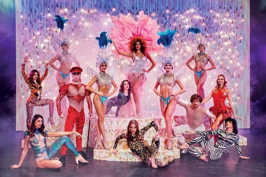 Paris: VIP Dinner and Cabaret Show at Paradis Latin - The Guy Savoy and Pierre Hermé VIP dinner, what you actually eat