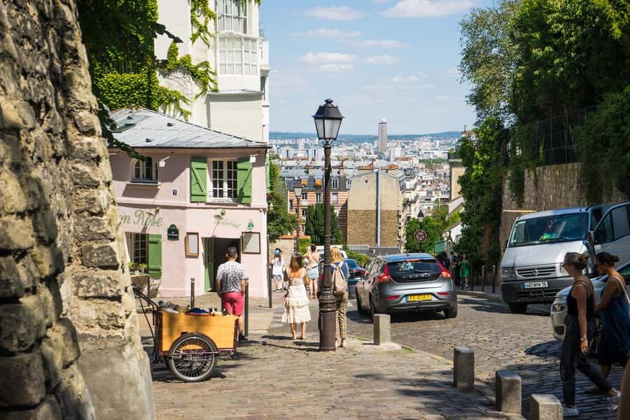Paris: Walking Tour of Montmartre - Should you book this Montmartre walking tour?