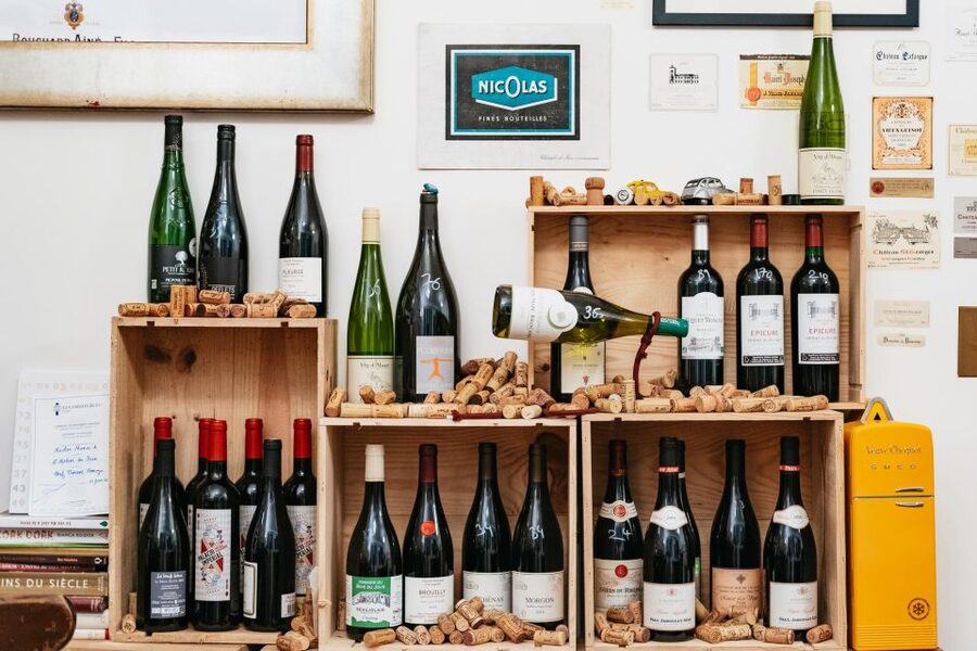 Paris: Wine Tasting Experience with 6 Wines and Cheese Board - Who this Paris wine and cheese tasting is best for