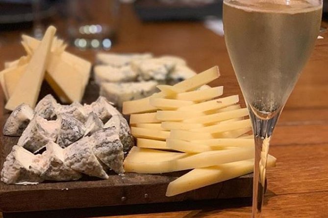 Paris Wine Tasting plus Cheese Lunch with an Expert Sommelier - Ô Chateau Wine Cellar Lunch: A Central Paris Break