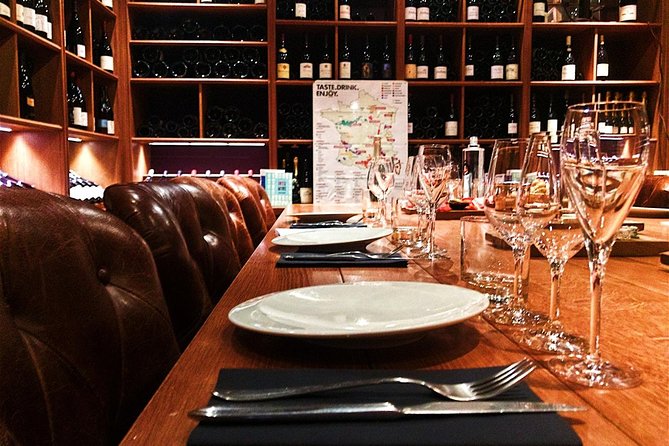Paris Wine Tasting plus Cheese Lunch with an Expert Sommelier - How the 2-Hour Flow Feels at Lunch Time