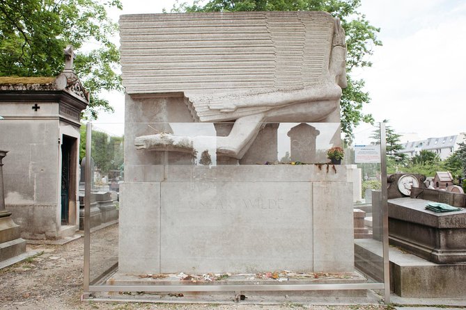 Pere Lachaise Cemetery Paris - Exclusive Guided Walking Tour - Who this tour is best for