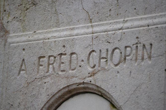 Pere Lachaise Cemetery Walking Tour in Paris - Price and value: what you get for $0 and what you should budget