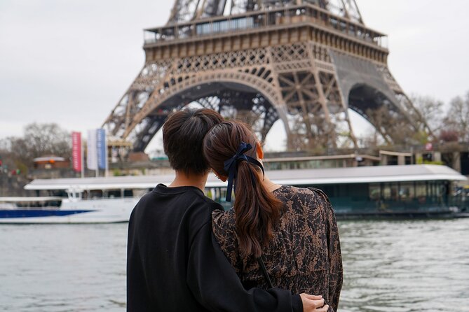 Photo Session in Paris - Photographer at the Eiffel Tower - What You Get After the Shoot: 24-Hour Link, 72-Hour Retouches