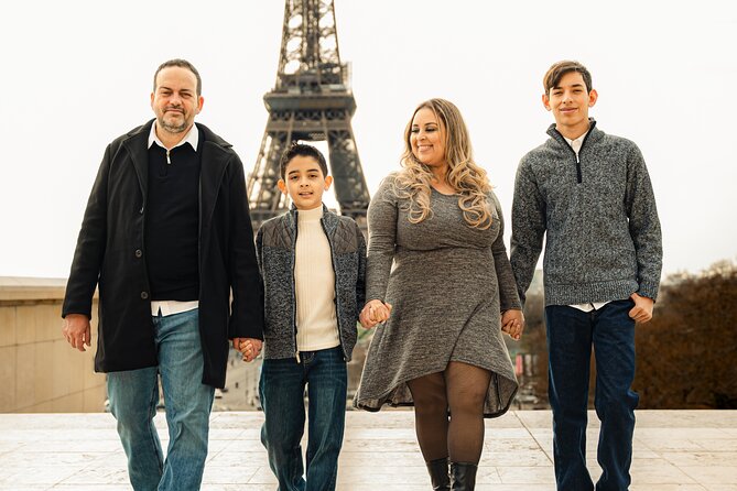 Photoshoot in Paris - Eiffel Tower - HD Photos in 24 Hours, Then 8 Edited Picks in 7 Days
