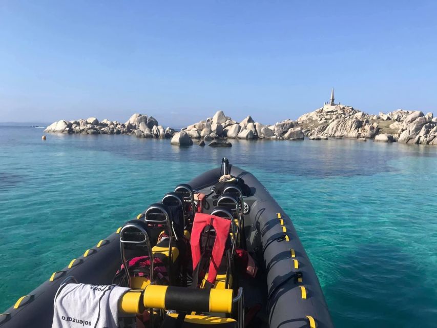 Porto-Vecchio : Discover Nature Through the Lavezzi Islands - Piantarella Bay sandbank: a quieter pause in turquoise water