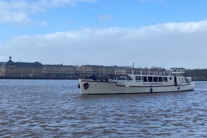 Prestige Commented Cruise glass of wine and Canelé in Bordeaux - Eco-Citizen House Start: A Smooth Way to Begin (If You Pay Attention)