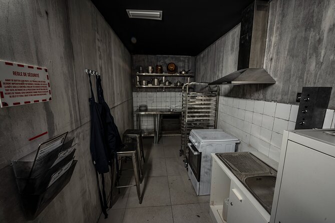 Prison Break - Escape game in Montpellier - Puzzles and team play: solving fast without losing your head
