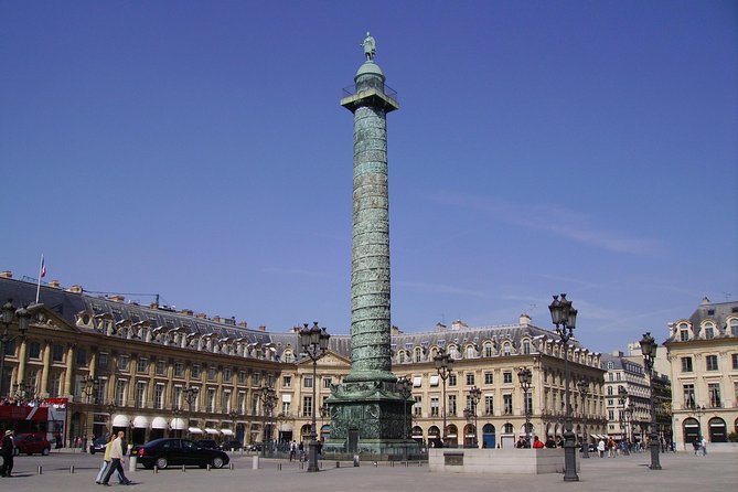 Private 4-hour city tour of Paris with driver and official guide - Champs-Elysees and Grand Palais: quick grandeur with context