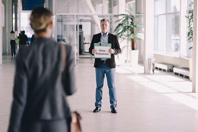 Private Arrival Transfer from CDG or ORLY airports to Paris city - Finding the Driver Fast at CDG or ORLY