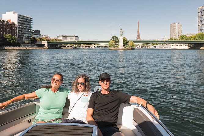 Private Cruise to Discover Paris - Notre-Dame Area and the National Library Site: A Deeper-Paris Finish