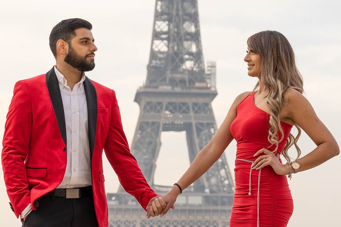 Private Guided Professional Photoshoot by the Eiffel Tower - Your edited photo set, plus how selection works