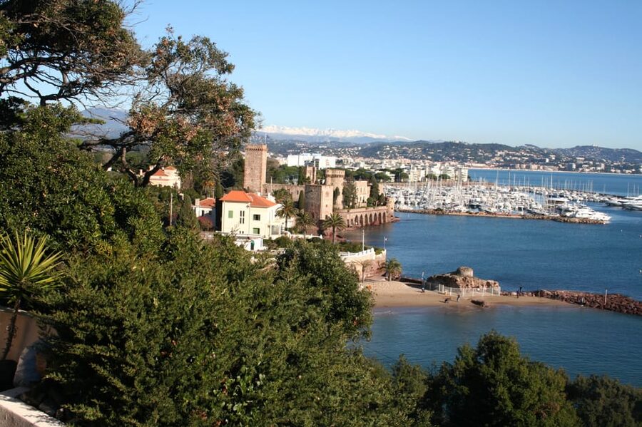 Private Half-Day Tour of the French Riviera in a Vintage Car - Your private 4-hour plan, built around what your group wants