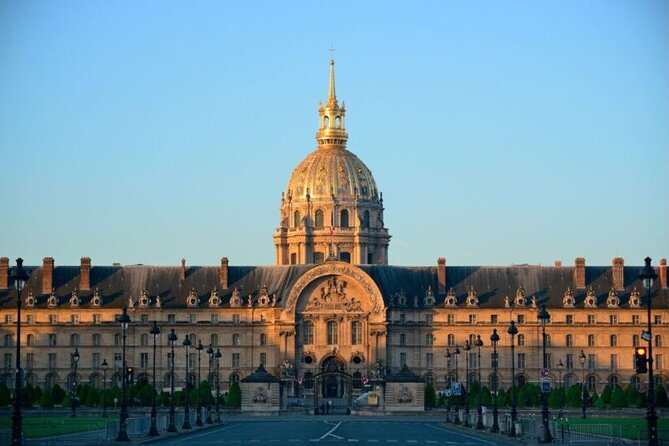 Private Highlights of Paris Tuk-Tuk Experience - Les Invalides and the golden dome moment