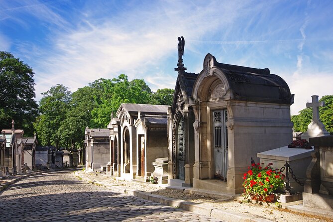 Private Père Lachaise Cemetery Walking Tour - Key Points at a Glance