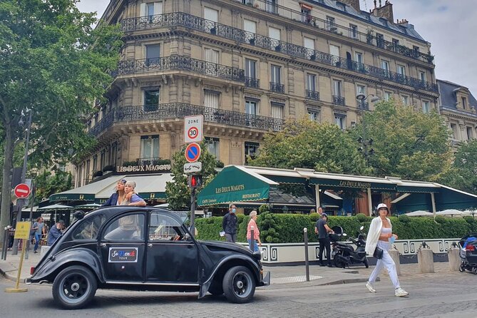 Private ride in a Citroën 2CV in Paris - 2h - Eiffel Tower, 10 Minutes, One Great Shot Plan