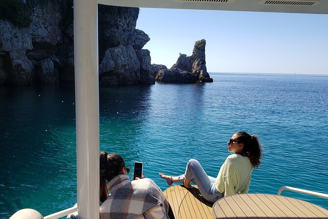 Private Solar Catamaran Cruise in Antibes Juan les Pins - Private solar catamaran in Antibes: what makes it feel special