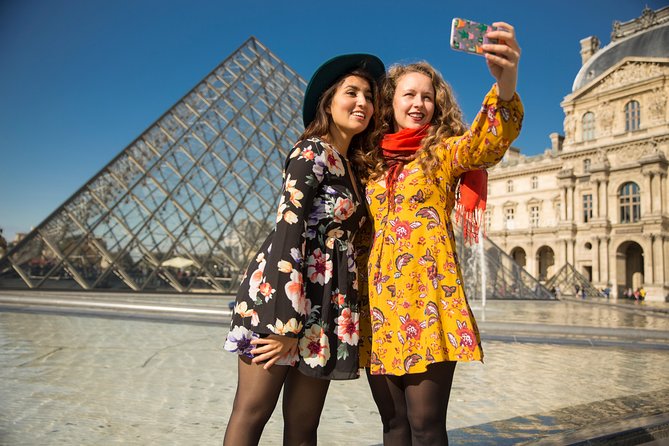 PRIVATE TOUR: Highlights & Hidden Gems of Paris With Locals - Where the tour starts, and why the location matters
