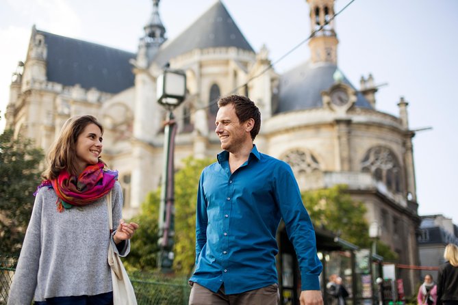 PRIVATE TOUR: Highlights & Hidden Gems of Paris With Locals - A little-known rooftop and the payoff of moving upward