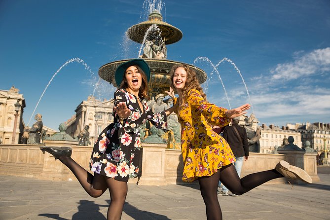 PRIVATE TOUR: Highlights & Hidden Gems of Paris With Locals - Palais Royal, Galerie Colbert, and the arcade-to-squares rhythm