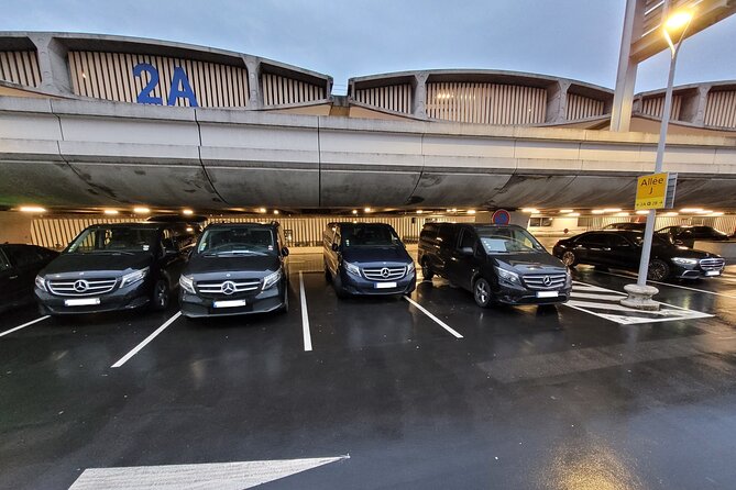 Private Van Transfer from CDG Airport to Paris - When This Transfer Is the Right Fit (And When It Might Not Be)