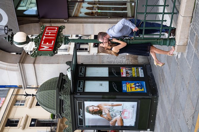 Professional Photo Shoot Walking Tour in Central Paris - Stop 4, Pont des Arts for River Light and Romantic Framing