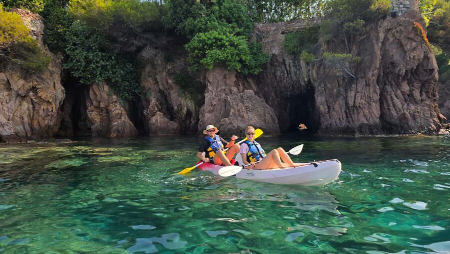 Rando Kayak Agay Guided Visit - Why the Corniche d’Or feels different from inside a kayak