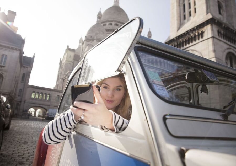 Romantic Paris Vintage Citroën 2CV Tour - Driver quality, language choices, and how stops get timed