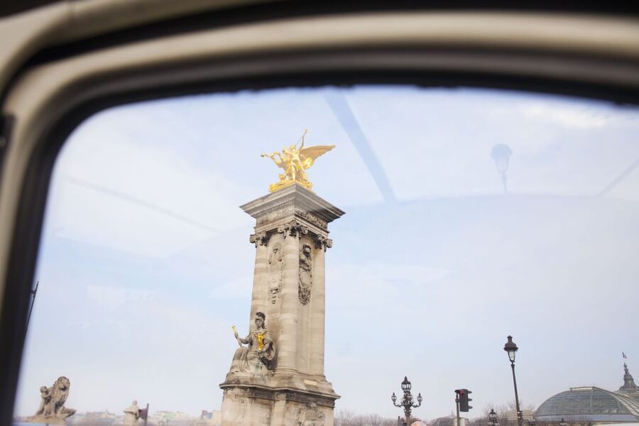 Romantic Paris Vintage Citroën 2CV Tour - Eiffel Tower area to Montmartre, the classic Paris climb