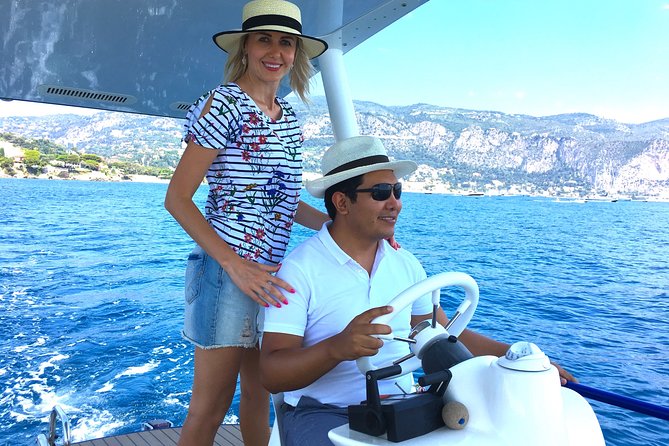 Romantic Private Tour for 2 plus guide on your own Solar Powered Boat - Getting aboard at Mole des Pecheurs in Beaulieu-sur-Mer