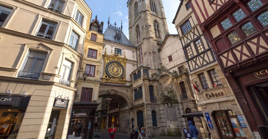 Rouen: Guided Tour of the Historic Center - Starting at Place de la Pucelle with Elodie