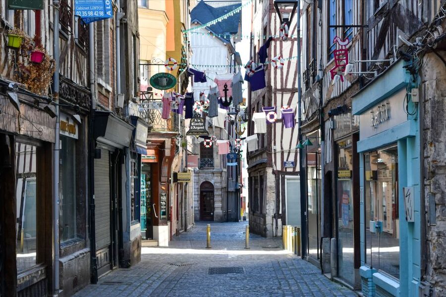 Rouen: Guided Tour of the Historic Center - Place du Vieux Marché, Joan of Arc, and the feeling of a turning point