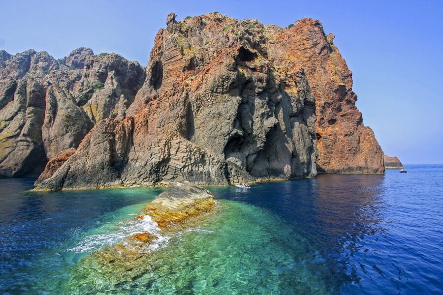 Sagone/Cargèse: Croisière Scandola, Piana, Girolata Baignade - Capo Rosso: the arch and the best “wait, look at that” moment