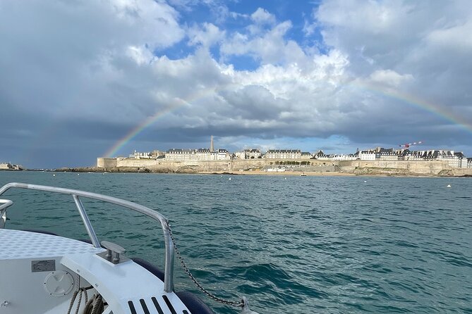 Saint-Malo: 1h30 guided boat trip (Commented FR & EN) - Should you book this Saint-Malo 1h30 guided boat trip?