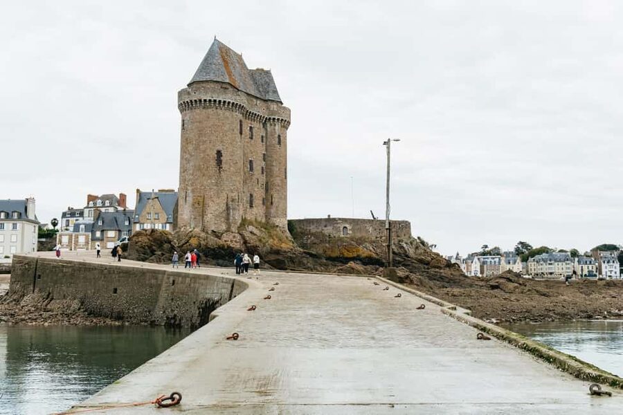 Saint-Malo: Guided Boat Tour with Local Captain - First impressions at Marin Malouin, the slipway, and the timing you need