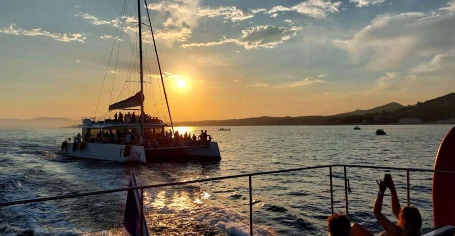 Saint-Raphaël : Sunset Cruise Cape Dramont & Golden Island - Saint-Raphaël to Île dOr: why this route feels special
